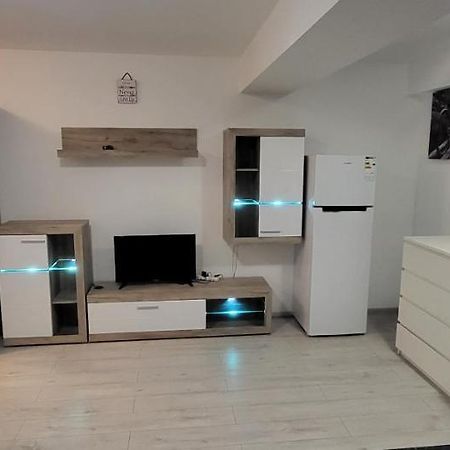 Studio 32 Bulevardul Oltenia Craiova Extérieur photo